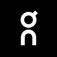 On logo - Similar company to Sportsshoes.Com