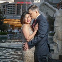 Las Vegas Portrait Photographer logo - Similar company to Toptia Photography