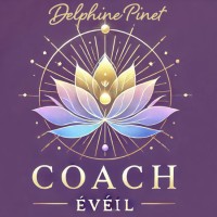 Delphine Pinet Coach logo - Similar company to French Future Academy - Design Thinking