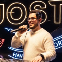 DJ Tiskaz logo - Similar company to Gattaca Studio