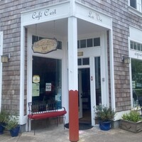Café C'est La Vie logo - Similar company to Wing'N It Restaurant