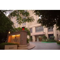 The Metropolitan Hotel & Spa