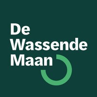 DE WASSENDE MAAN logo - Similar company to Bigtrees