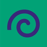 Evoluir logo - Similar company to Escrituras Editora