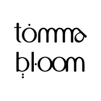 Tomma Bloom logo - Similar company to Crossroads