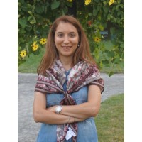 Learn Farsi with Khaleh Farnoosh logo - Similar company to Learn Persian.Us