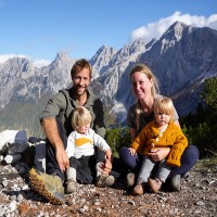 Project Wild Earth logo - Similar company to Mp Adventure Academy
