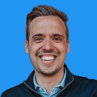 Robert Heineke logo - Similar company to Crewtex