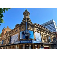 Shaftesbury Theatre logo - Similar company to Support Squad (Coaching & Facilitation)