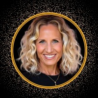 The Evolve by Design Collective logo - Similar company to Erika Jayne Design + Build