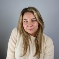 Hollie and Life logo - Similar company to Her Stash