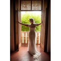 Walking On Sunshine Weddings
