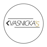 Kvasnickas logo - Similar company to Katnappegames