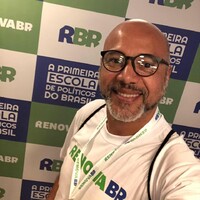 Andre Paiva logo - Similar company to Carmosat Telecom.