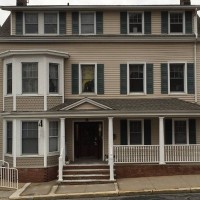 Deirdre's House logo - Similar company to Shift Press