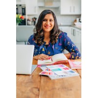 Reena The Travel Luxe Lifestyle logo - Similar company to Ventur