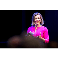 Desiree Hoving logo - Similar company to Daniëlle De Jonge | Spreker & Auteur Klantgerichtheid