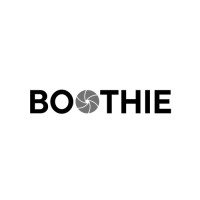 BOOTHIE de photobooth logo - Similar company to Aventor