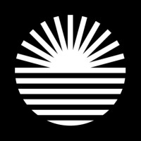 Totalsurfcamp.com logo - Similar company to Wild Wild Web