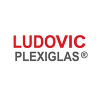 Ludovic Plexiglass