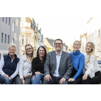 Weufen Immobilien logo - Similar company to Dafko Deutsche Agentur Für Kommunikation