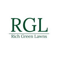 Rich Green Lawns logo - Similar company to 4 Plus 1 Creative