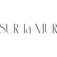 Sur La Mur logo - Similar company to Wheelhouse Construction