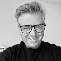 Web Design & More By Erik (est. 1993) logo - Similar company to Design Science