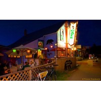 The Bear's Paw Cafe logo - Similar company to Mapango Pizza
