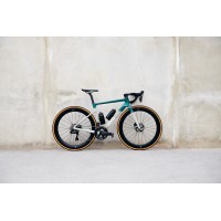 Bike Shop di Gianni Toloberti logo - Similar company to Rush Cycle Bike Shop Como Lake