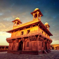 Taj Trips logo - Similar company to Be An Explorer