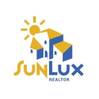 Sunlux & Francept logo - Similar company to Things Traditional - Loja Online Roupa Multifuncional Multidesportiva Mulher, Homem E Maternidade.