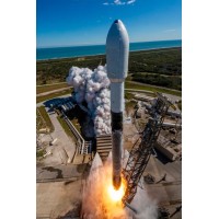 SpaceX logo - Similar company to Spacex
