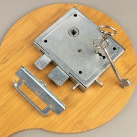 Melrose Do-It-Yourself logo - Similar company to Genuine Centre Ltd