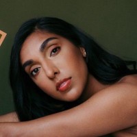 Rupi Kaur logo - Similar company to Sudio Design