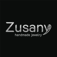Zusany logo - Similar company to O·Glez