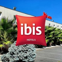 Ibis Niort Marais Poitevin logo - Similar company to La Grand Rive