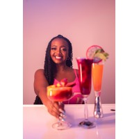 Botellas Mobile Bar logo - Similar company to Botellas Design