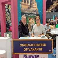 Ongevaccineerd op vakantie logo - Similar company to Climategate Klimaat