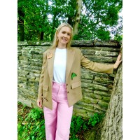 Meaghan Paige logo - Similar company to I Gift Sight