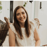 Mama Well Coaching logo - Similar company to Postnatal Support Network