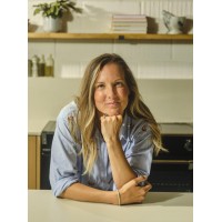 Charlotte Stirling-Reed - The Baby & Child Nutritionist logo - Similar company to Simply Vegan Sweets