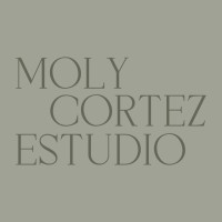 Mᴏʟʏ Cᴏʀᴛᴇᴢ | Estudio de Interiorismo logo - Similar company to Estudio Mba & Arquitectos Asociados