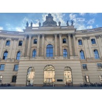 Humboldt University of Berlin Willem C. Vis (East) Moot Team logo - Similar company to Provtrace