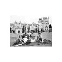 The Royal Family logo - Similar company to The Royal Family