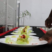 Uniq Eats - Catering Services logo - Similar company to Bydiffusion