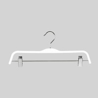 Plastic clip hangers logo - Similar company to Hangers.Mx