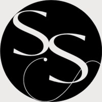 Swiping Stories Photography logo - Similar company to Skillsphere