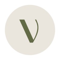 Vormfotografie logo - Similar company to Am Studio Consulting