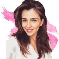 Laura Capelo | Artist & Illustrator logo - Similar company to Artist & Illustrator